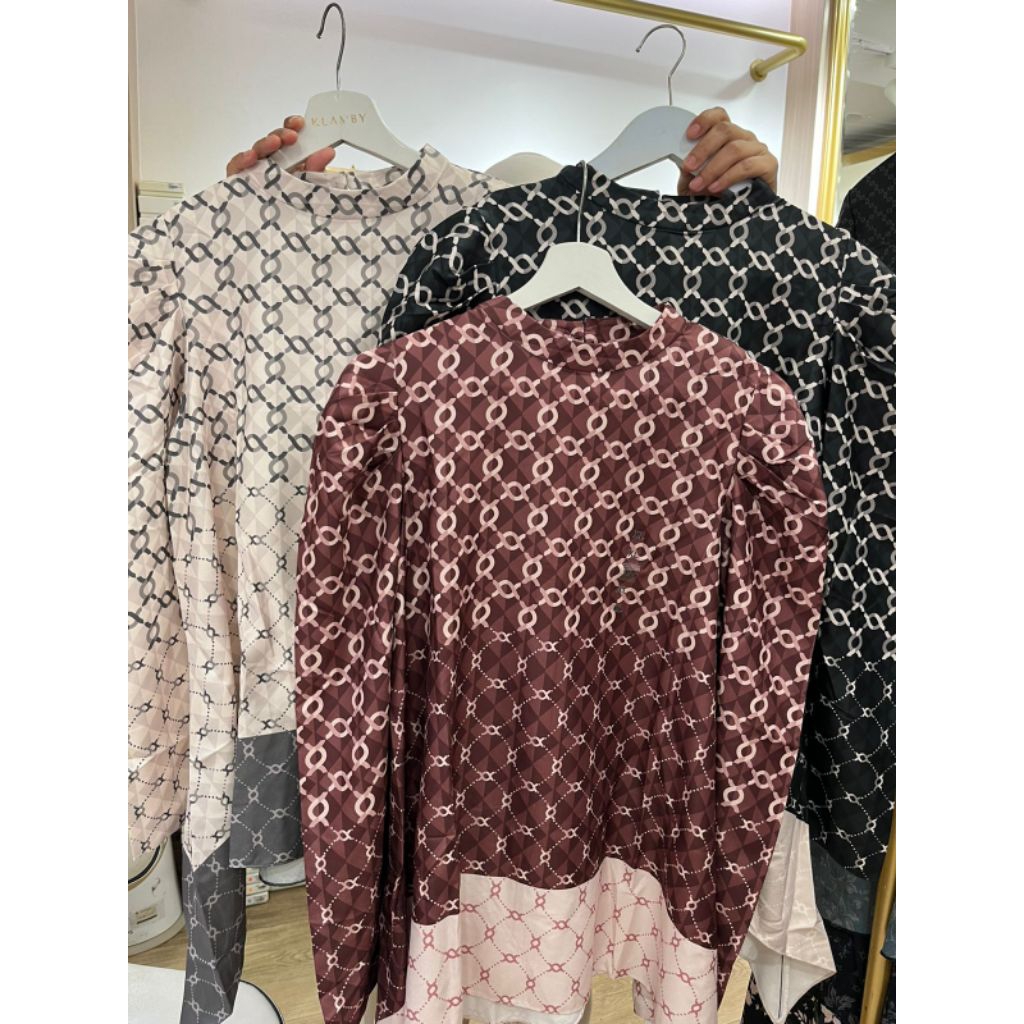 Wearing Klamby WK Calya Blouse Lava Black White Mono Monogram Shirt Kemeja Atasan Wanita