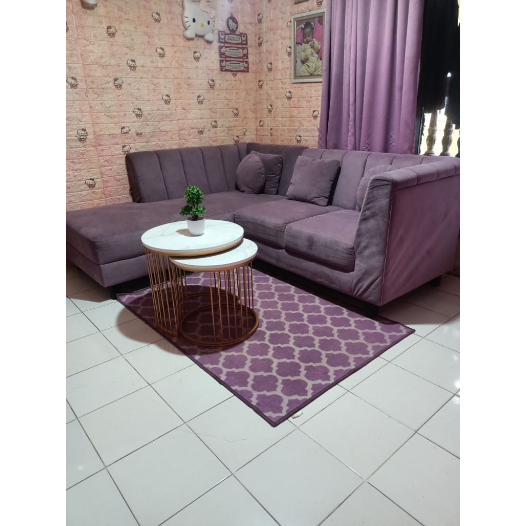 sofa minimalis L router ungu