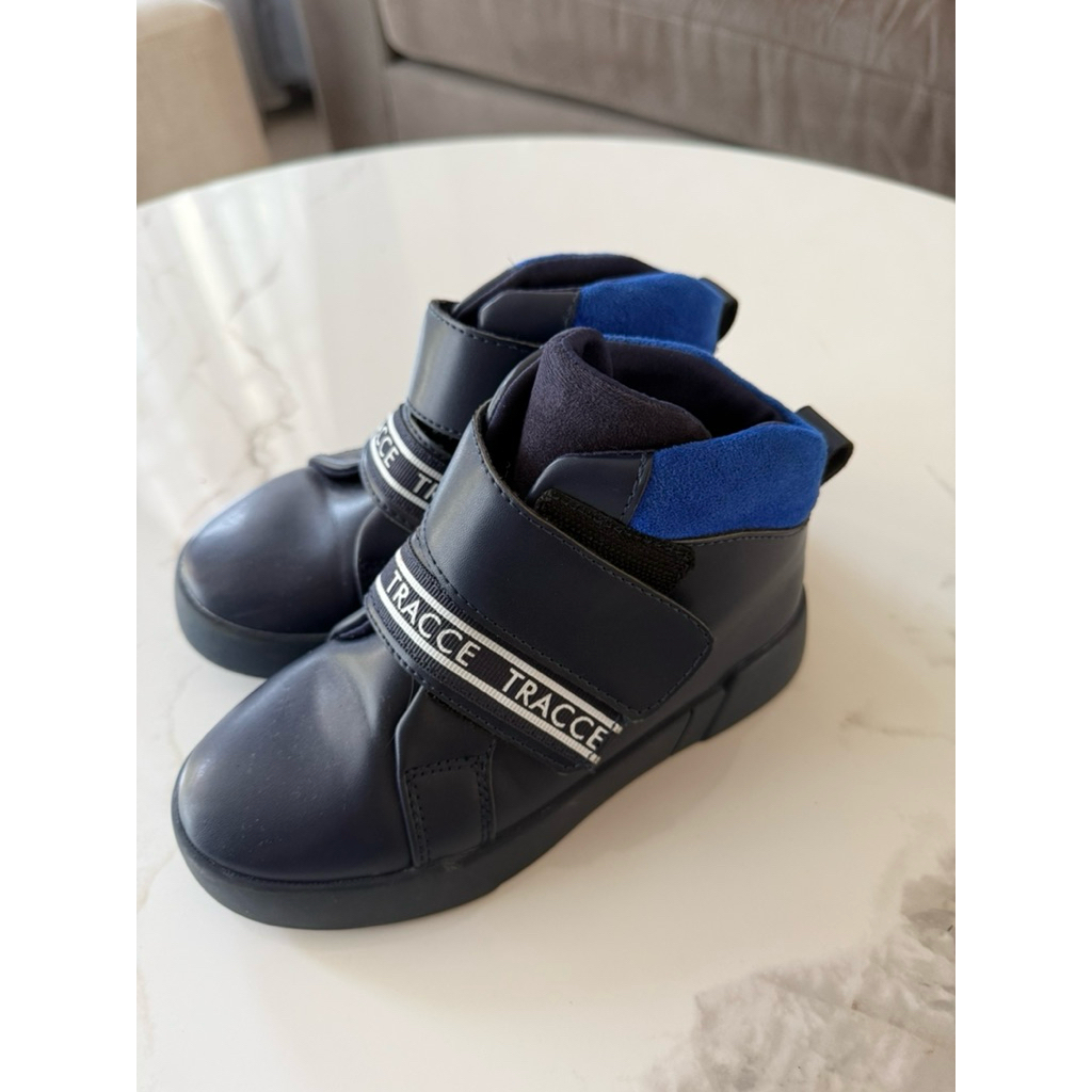 sepatu TRACCE anak laki laki