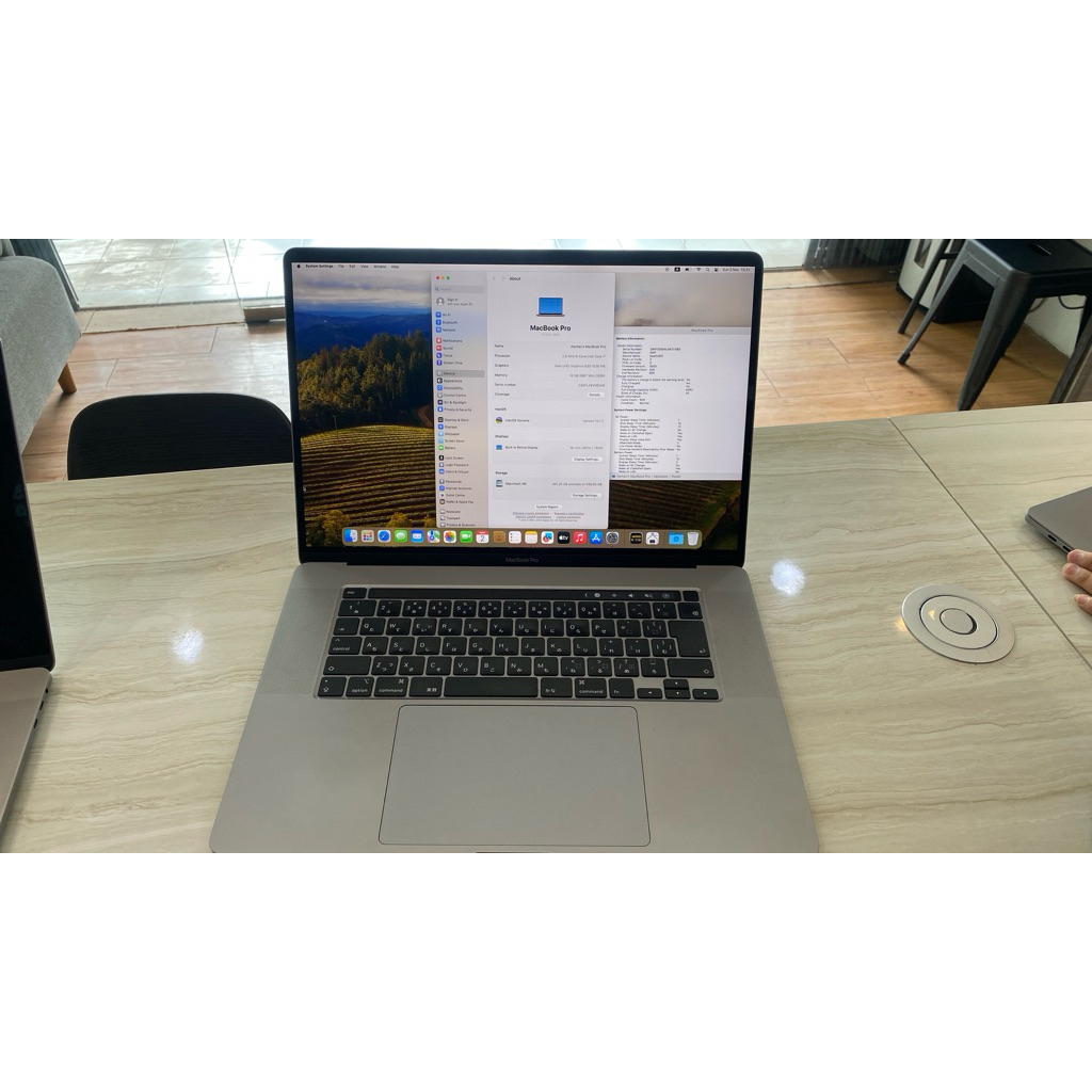 macbook pro 2019 i7/16/512