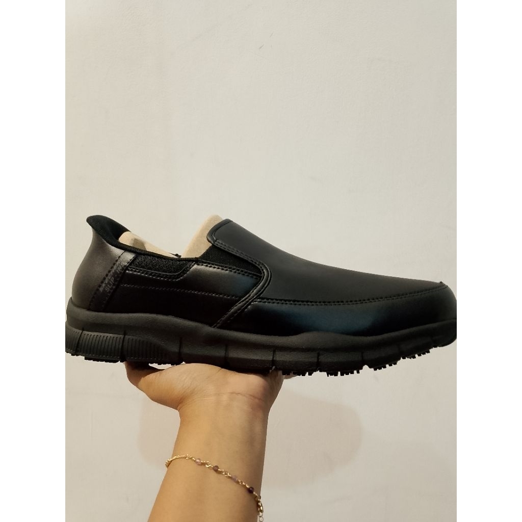 sepatu Skechers slip ins Work Nampa Original