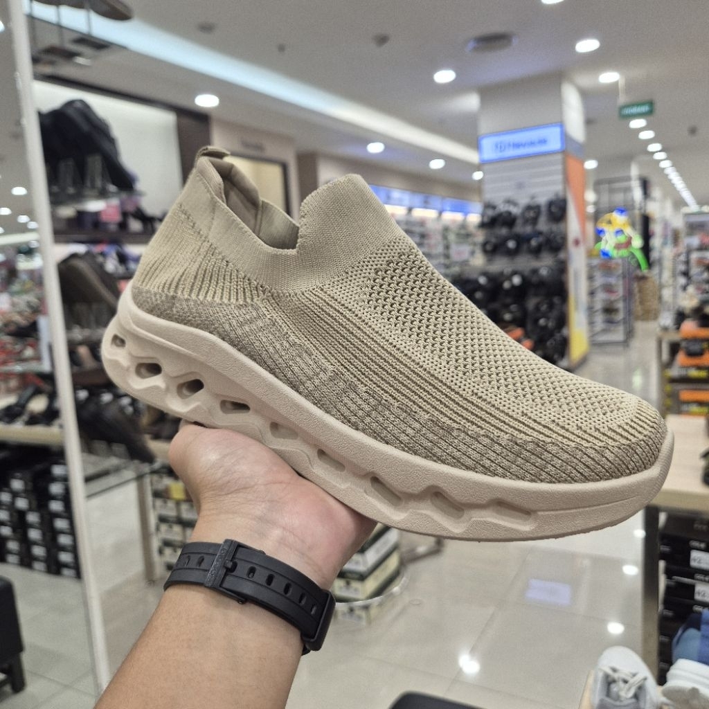 DR.KEVIN Sepatu slip on pria banyak pilihan warna size 39-43