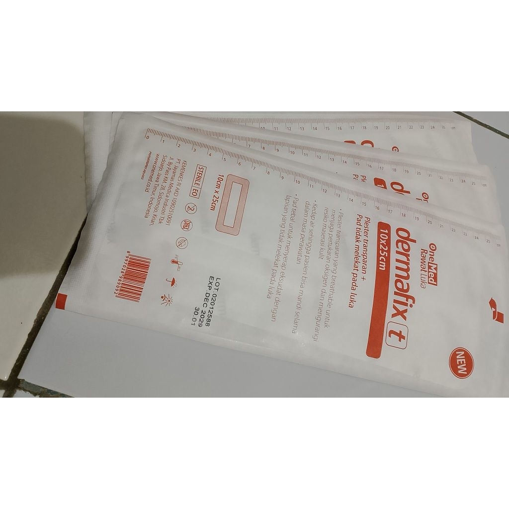 perban anti air dermafix