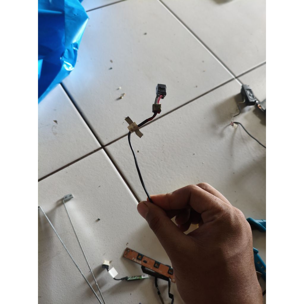 port charger laptop Lenovo g460 ori