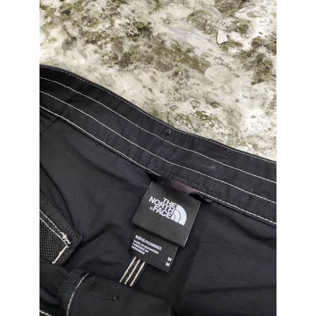celana pendek the north face