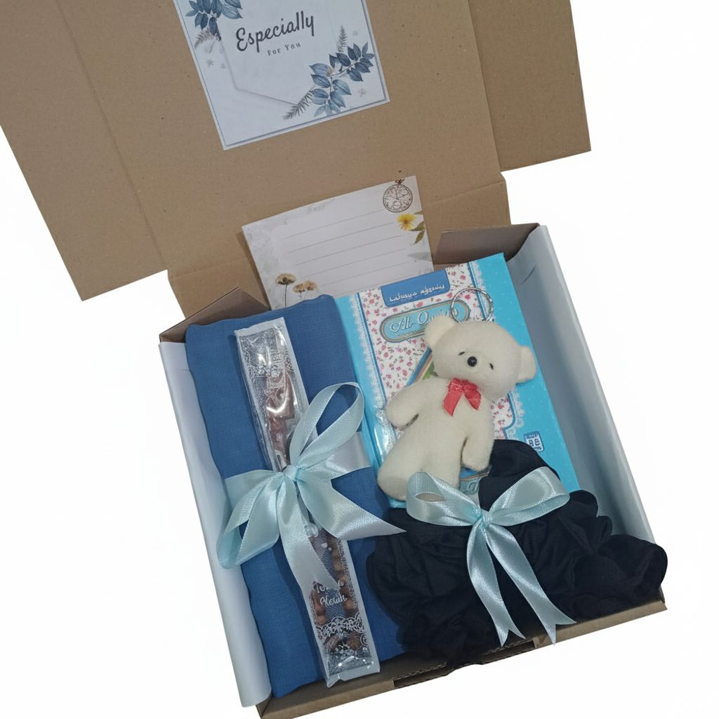 Hampers Jilbab Hijab Al Quran Gift Box| Hampers Hari Guru| Kado Ulang Tahun Wisuda Wedding/ hampers 
