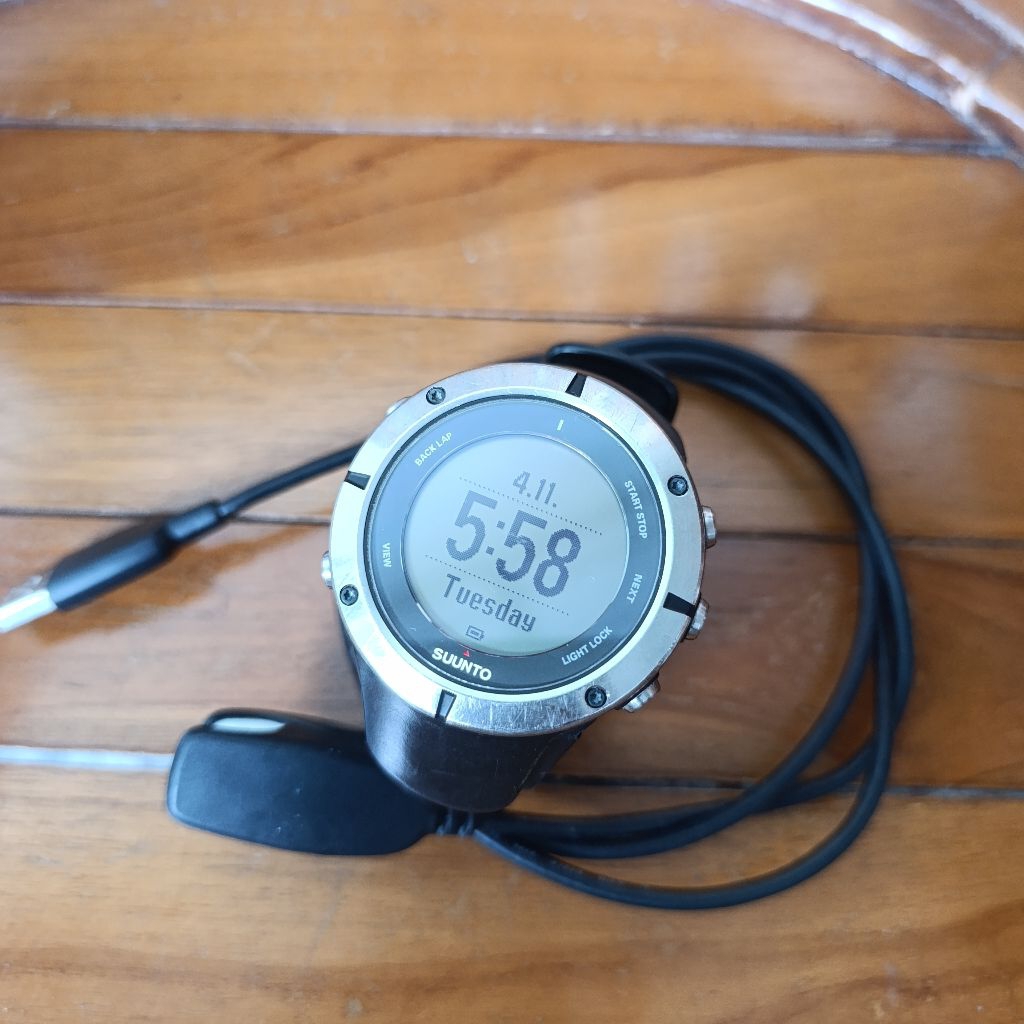 Jam Tangan Sport SUUNTO AMBIT 2 Second Fungsi Normal