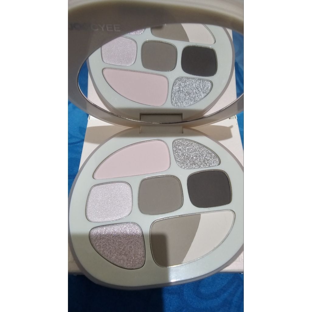 Jooycee set make up eyeshadow blush glitter New bukan preloved product import