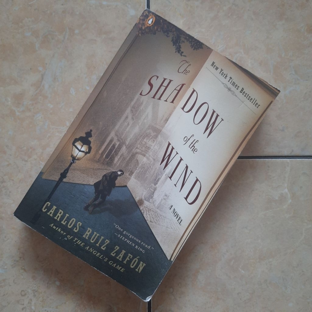 Novel The Shadow Of The Wind Carlos Ruiz Zafon Bahasa Inggris Original