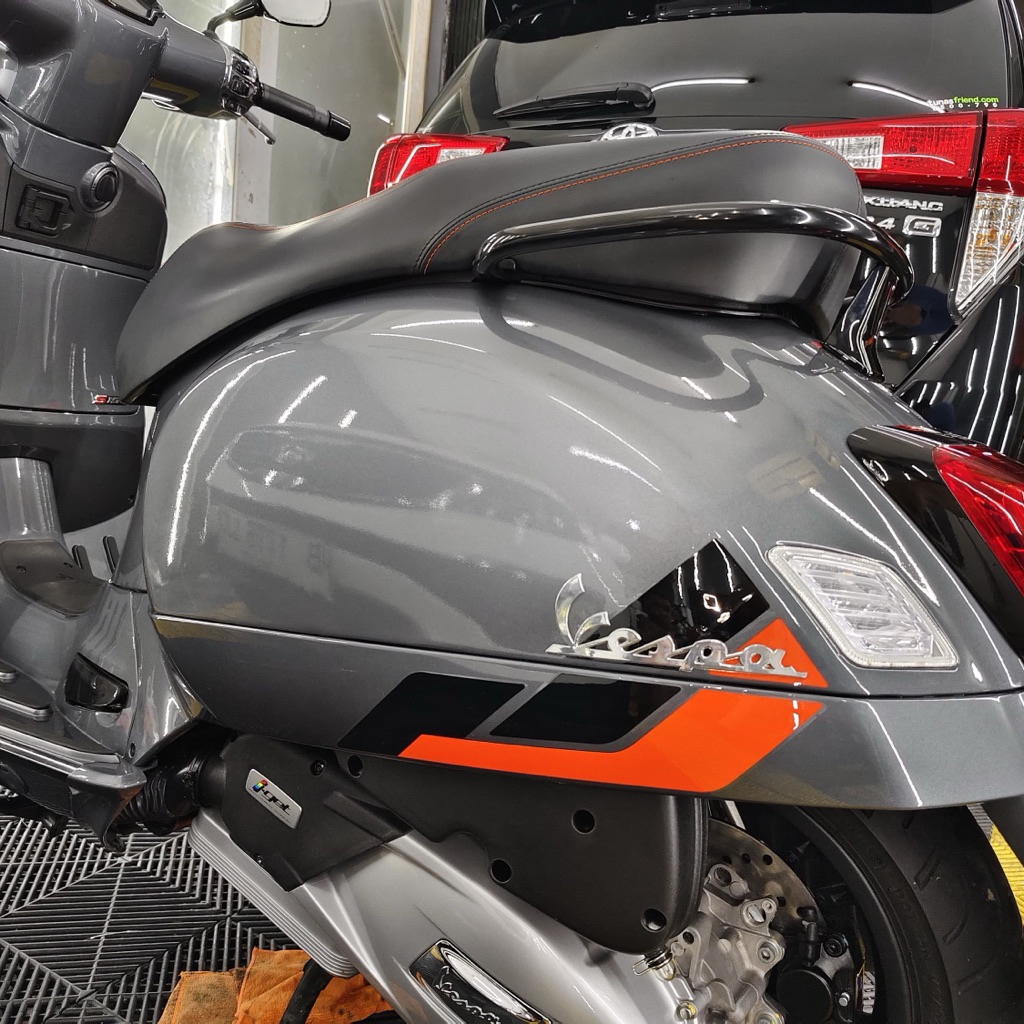 stiker ppf vespa paint protection film