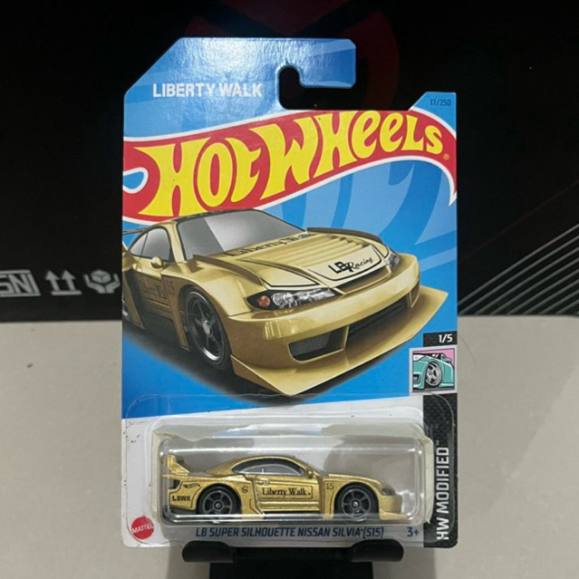 Hot Wheels LB-Super Silhouette Nissan Silvia S15 LBWK HotWheels LBWK Silvia S15 Gold
