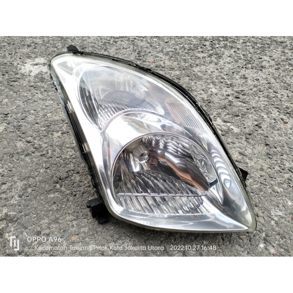 Headlamp Lampu Depan Suzuki Swift 2008