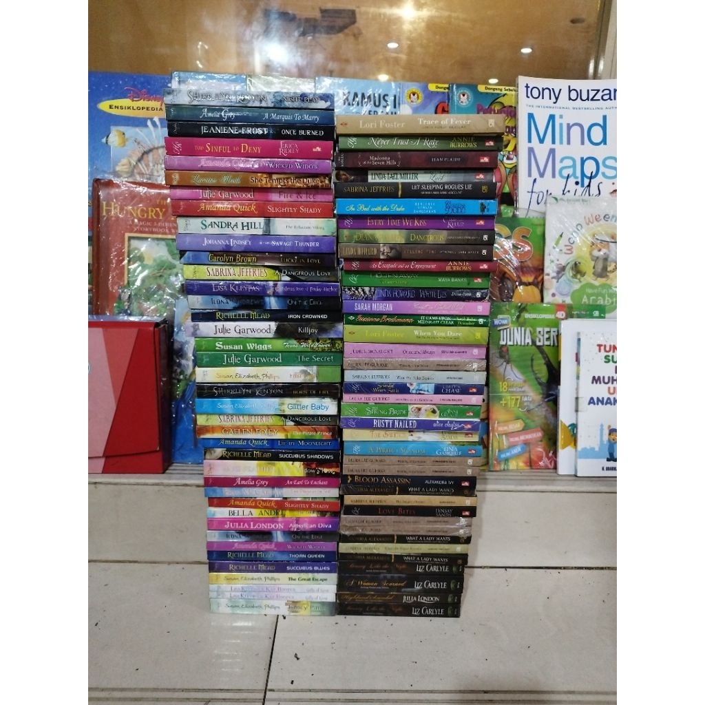 Novel-Novel Dewasa, Historycal Romance, Dastan, Contemporary Romance, Harlequin & Oak Tree