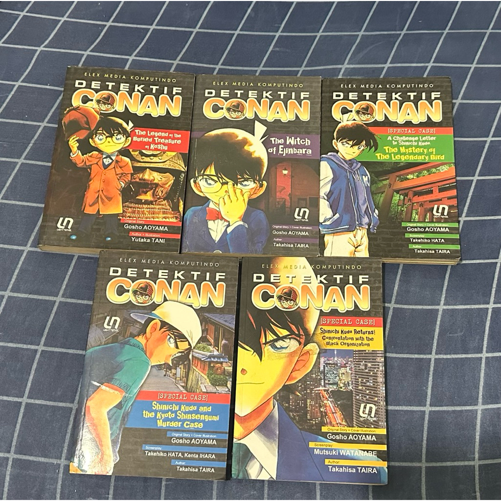 Novel set Detektif Conan + bookmark