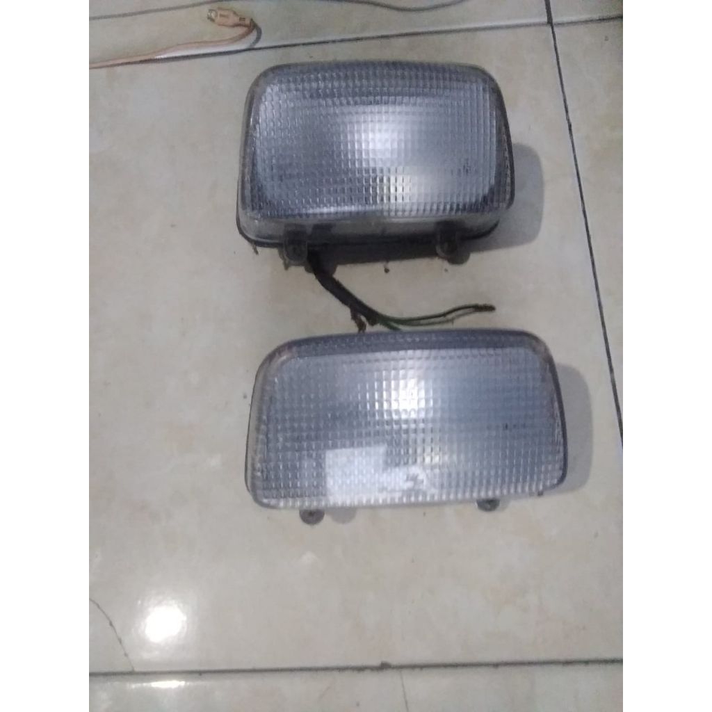 lampu belakang Tiger 2000