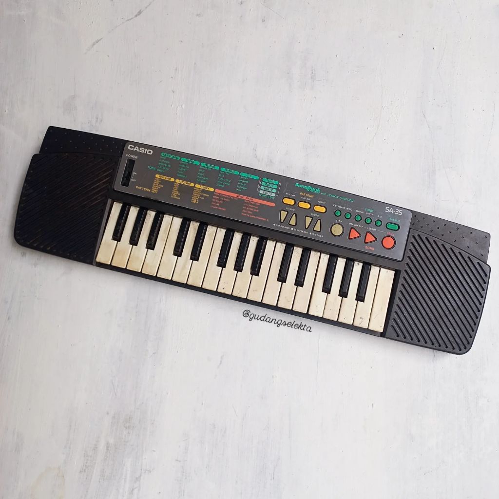 Keyboard Casio SA-35 Digital Synthesizer Electronic Keyboard Japan