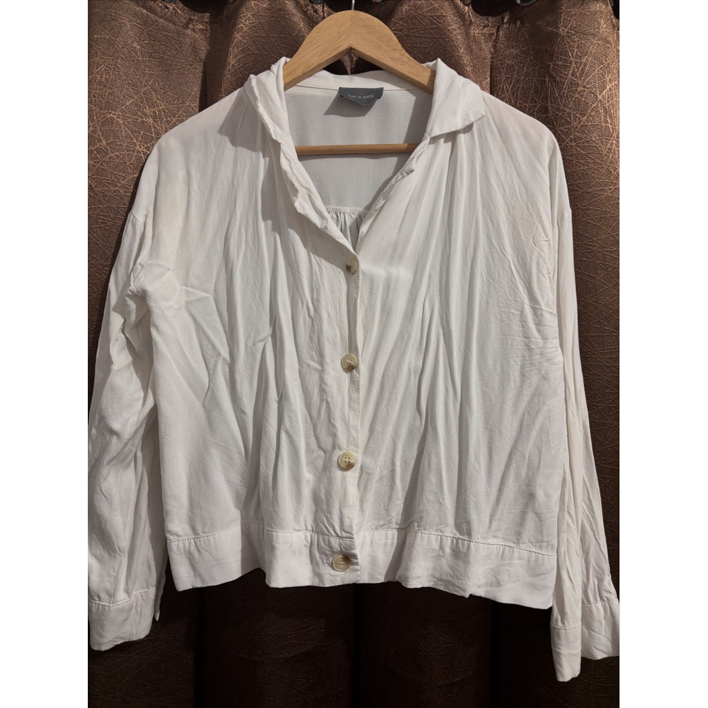 preloved kemeja this is april