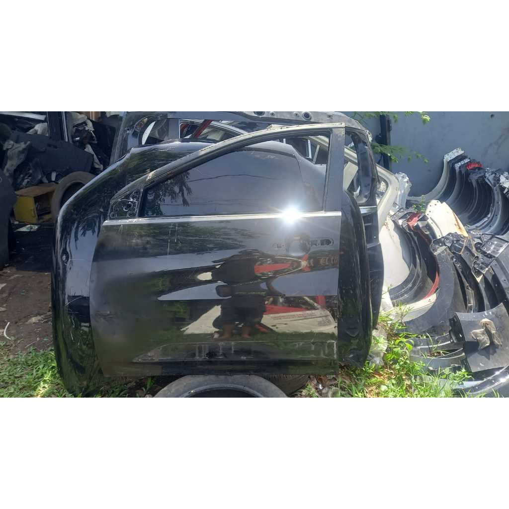 Pintu Depan Rush Terios 2019 - 2024 Kiri