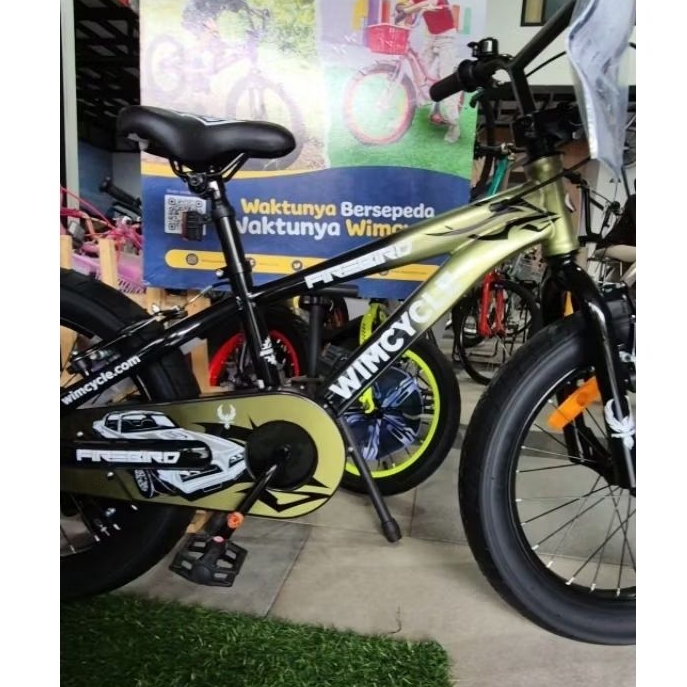 wimcycle firebird 18 inch sepeda anak laki-laki bmx ban ukuran 18 x 3.00