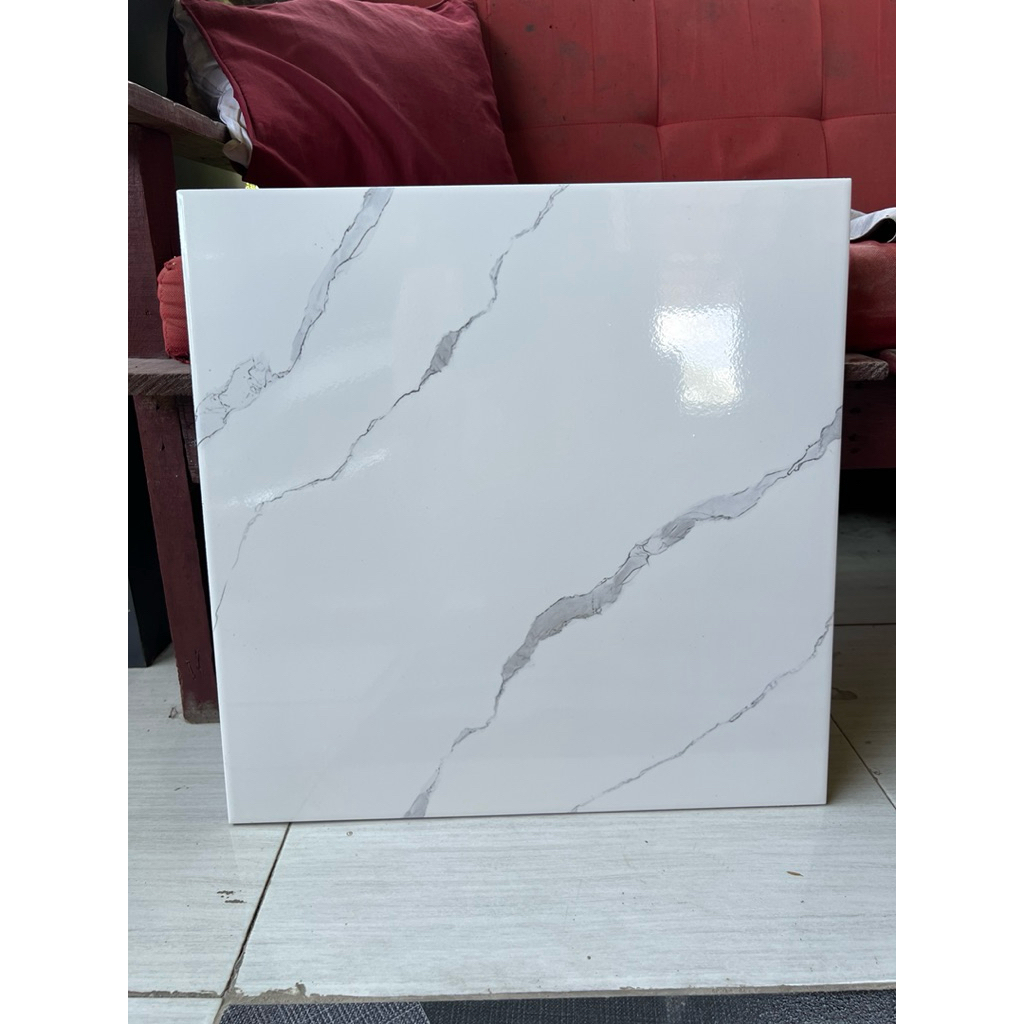 Keramik Lantai Icarus 50x50cm Nadem White
