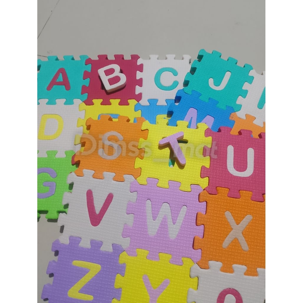 EVAMAT matras puzzle abjad mini , ukuran 8×8cm isi36pcs,alas lantai /matras puzzle/mainan edukasi an