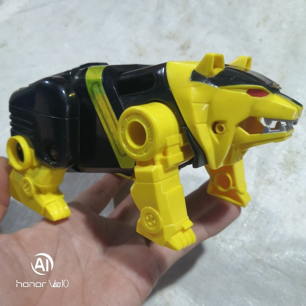 part mainan megazord