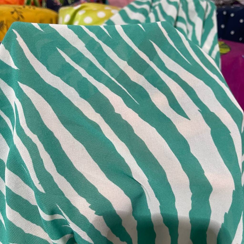 kain ceruty baby doll motif zebra premium - kain zara ceruty - kain sifon ceruti pj