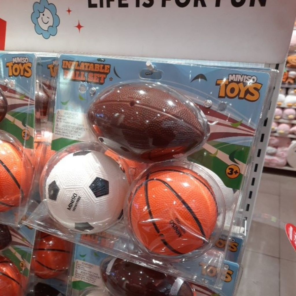 Miniso mainan bola satu set