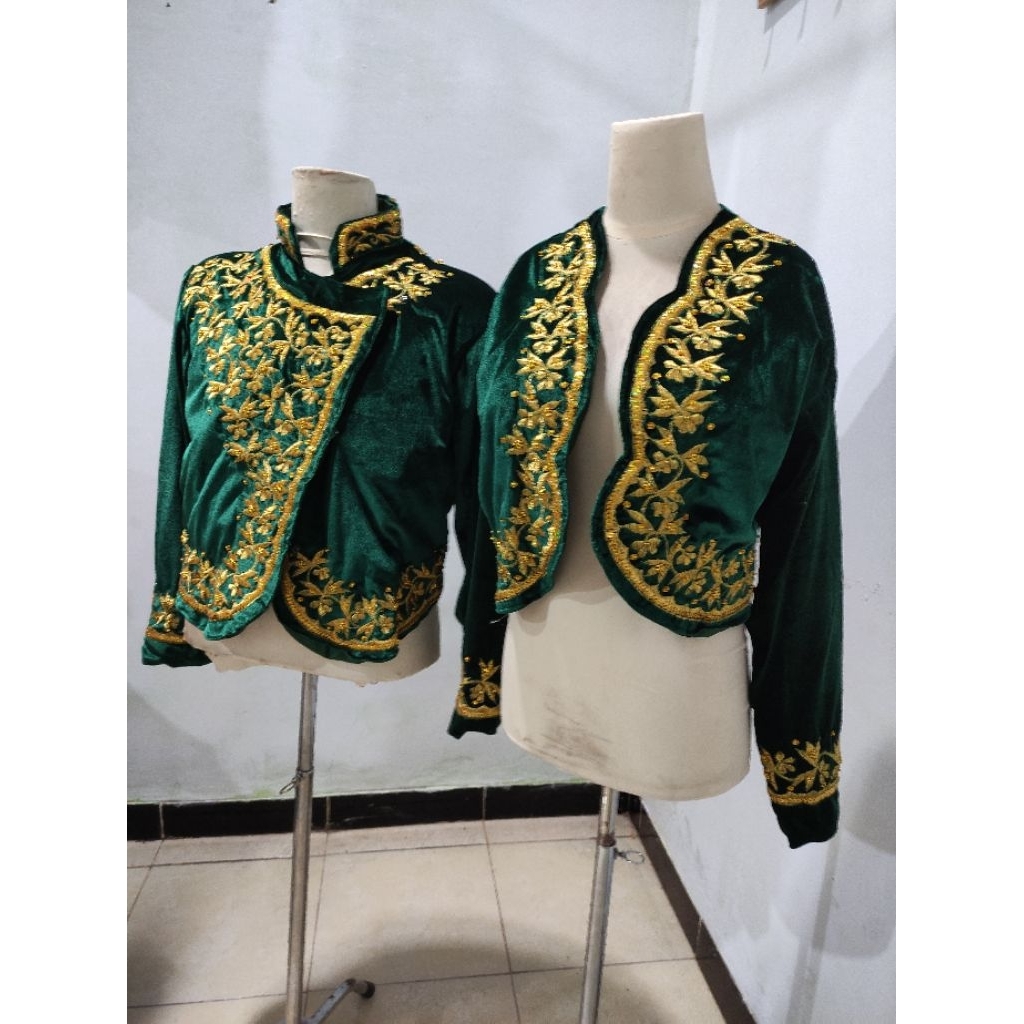 Baju pengantin adat jawa warna hijau