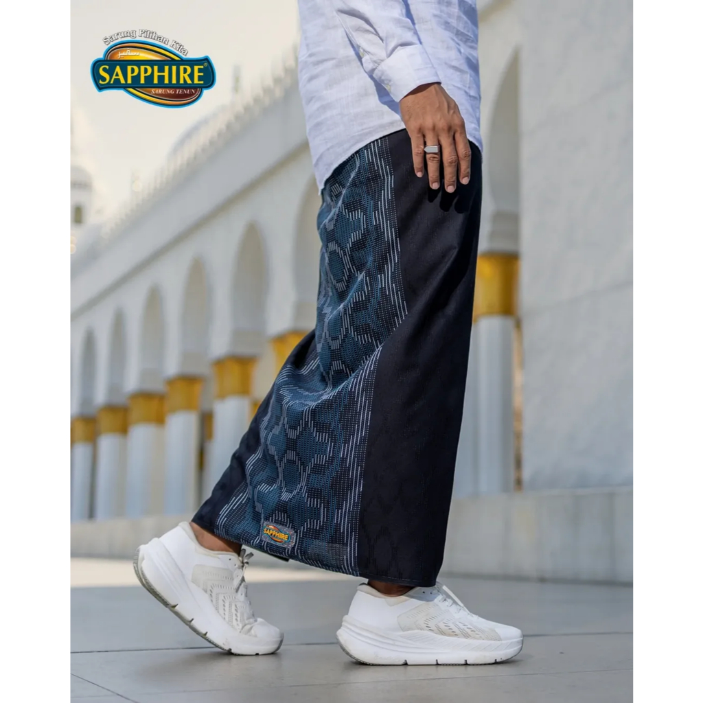 Sarung Sapphire Hitam Tumpal