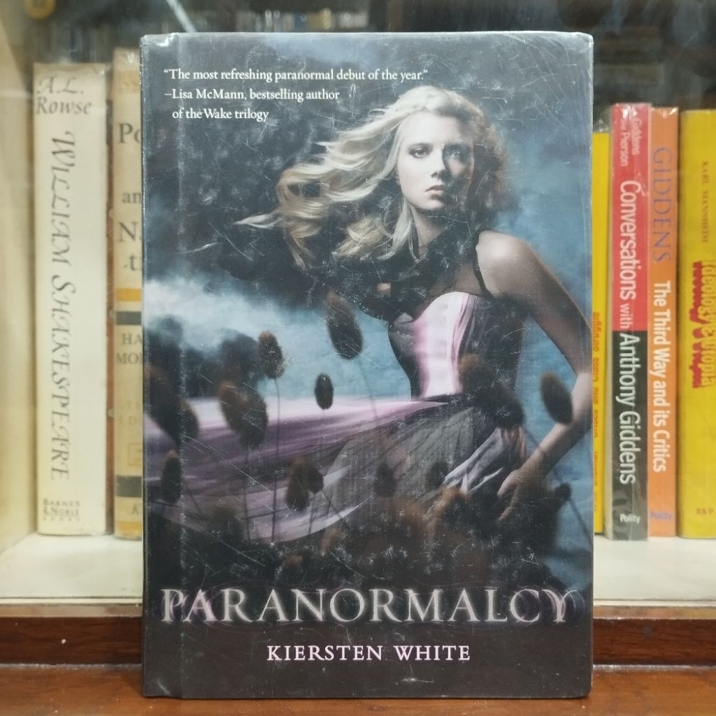 Novel Paranormalcy by Kiersten White