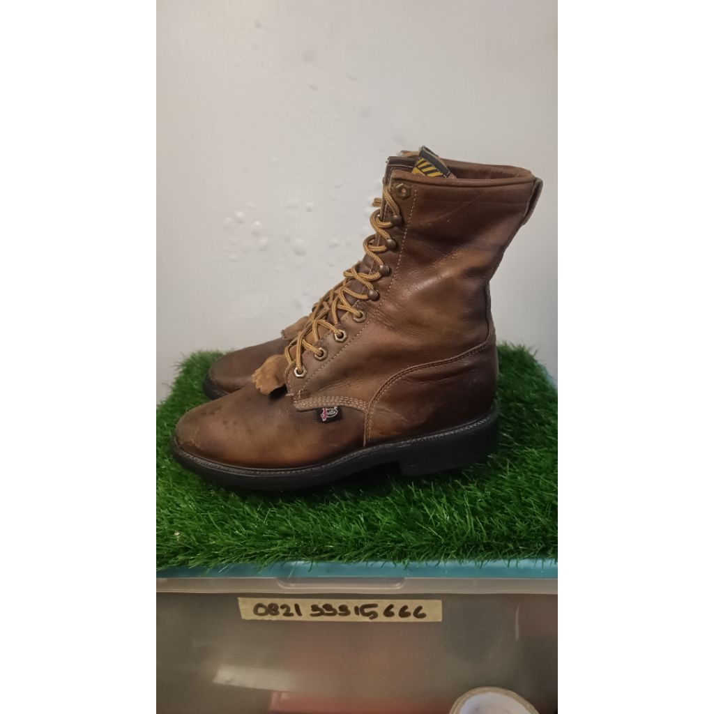 justin boots USA vibram