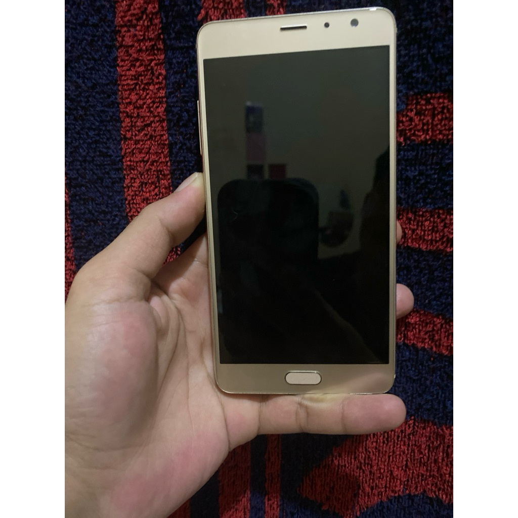 xiomi Redmi 5 pro dual camera