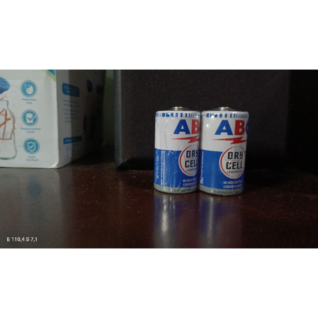 batu batre ABC besar. untuk pemantik api dan water Heater