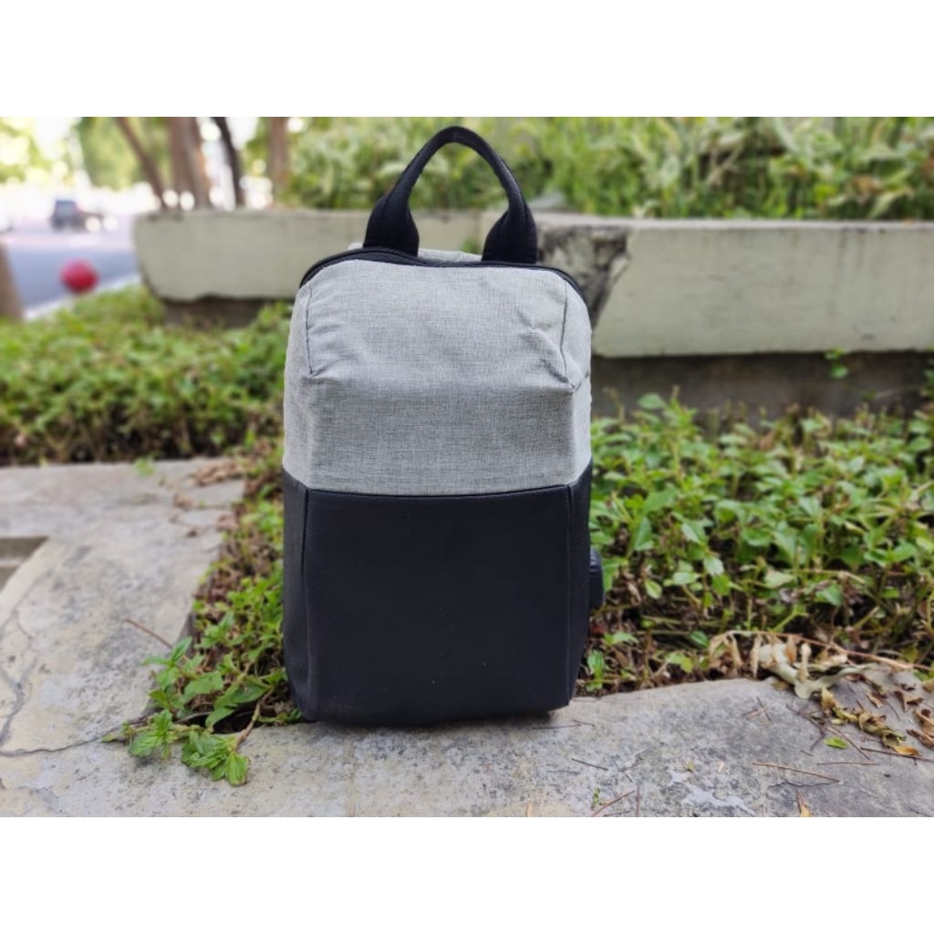 TAS SELEMPANG TALI SATU /TAS MESENGGER  KAKA ORIGINAL-KONDISI BEKAS