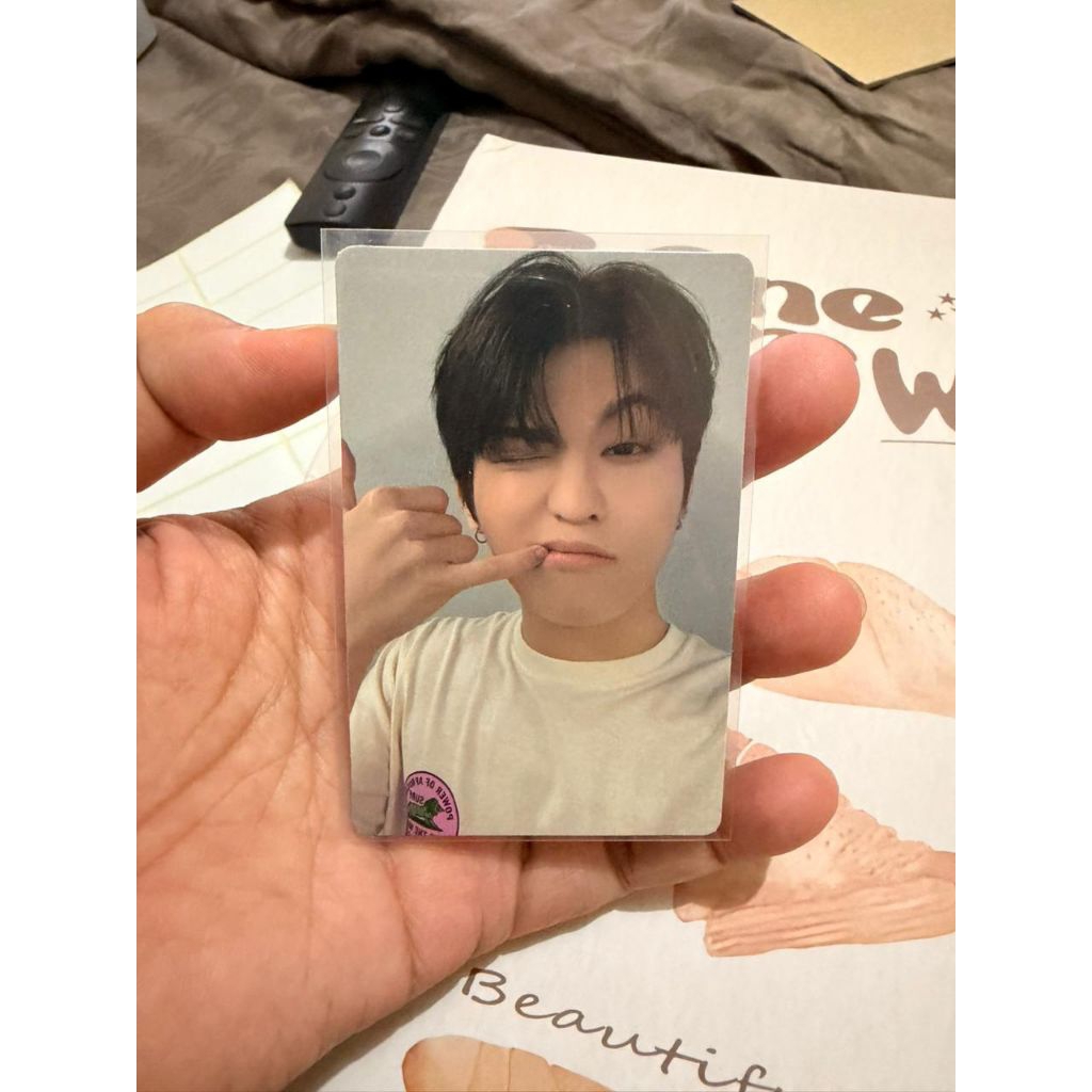 photocard OFFICIAL TREASURE JEONGWOO barudak