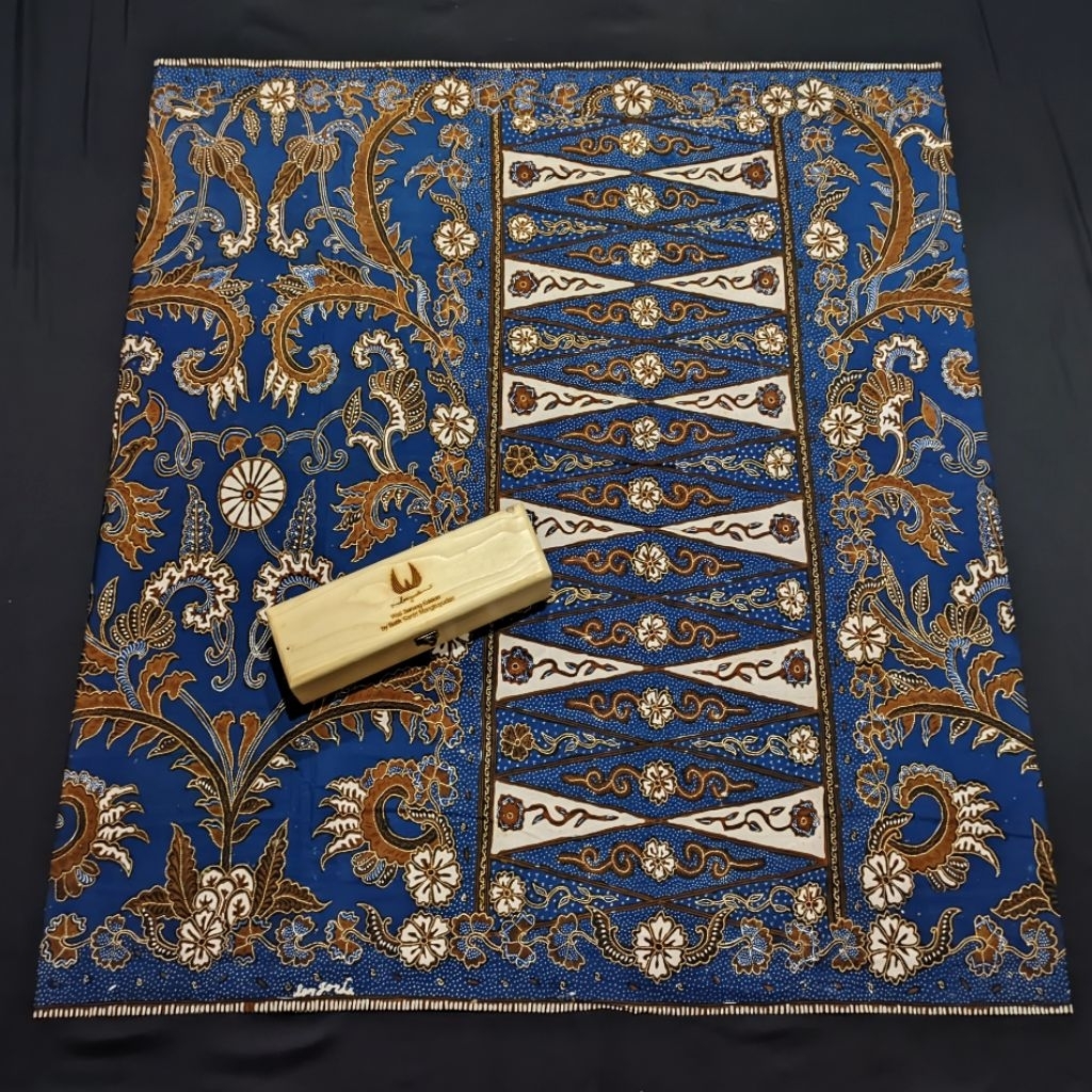 Lar Gurda : Wali Sarung Edition Full Tulis | Sarung Batik Tulis Largurda