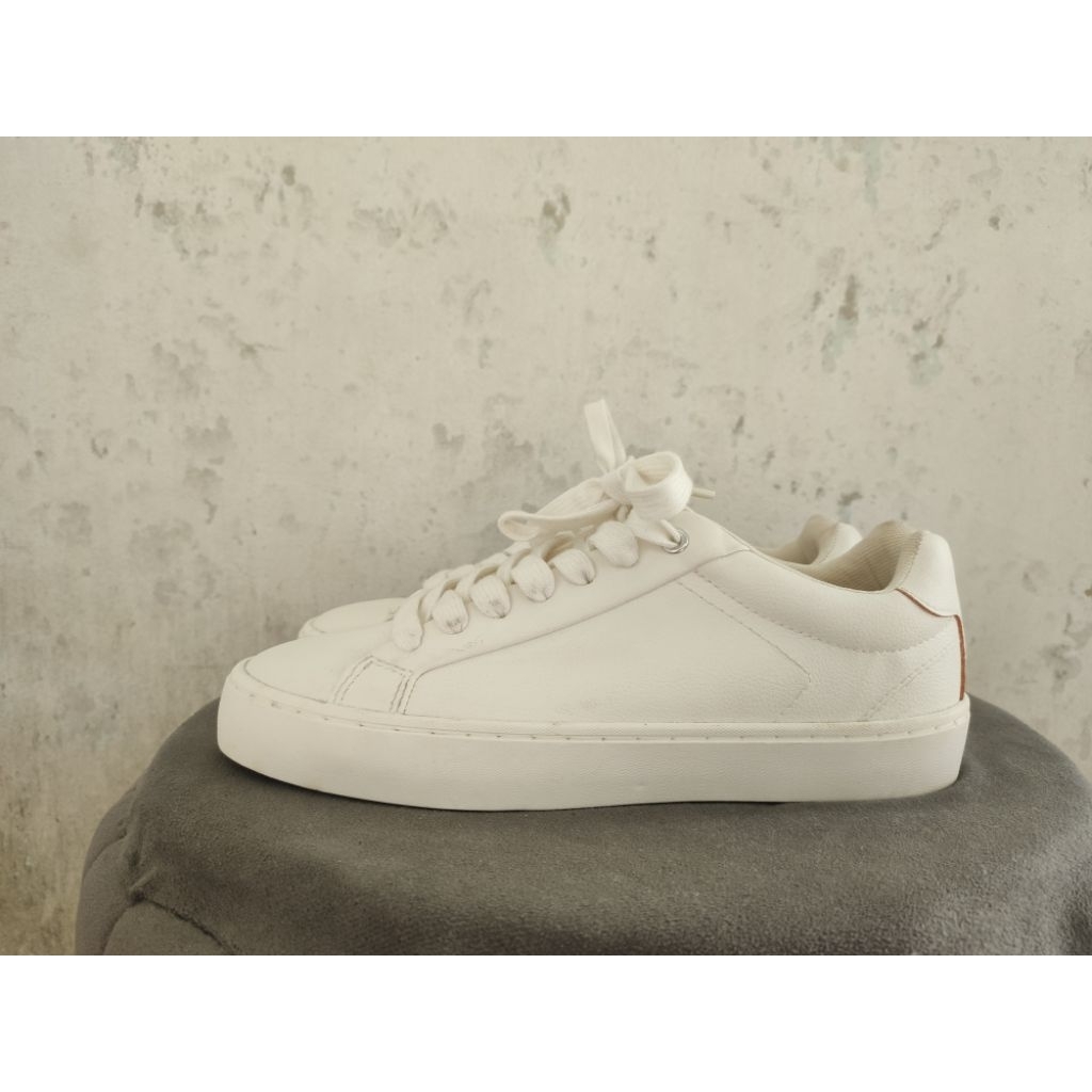 Sepatu Zara original