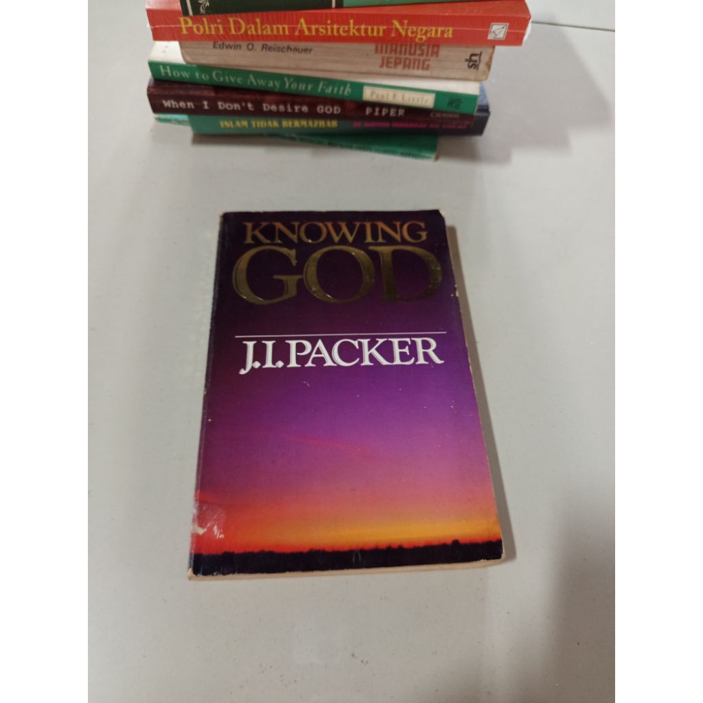 buku original - knowing God by j.i packer