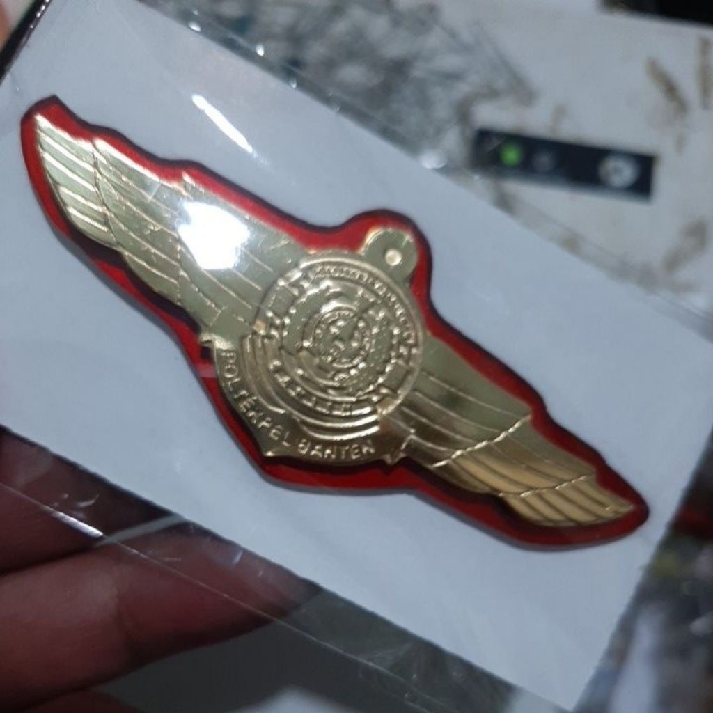 wing poltekpel banten mahnet merah
