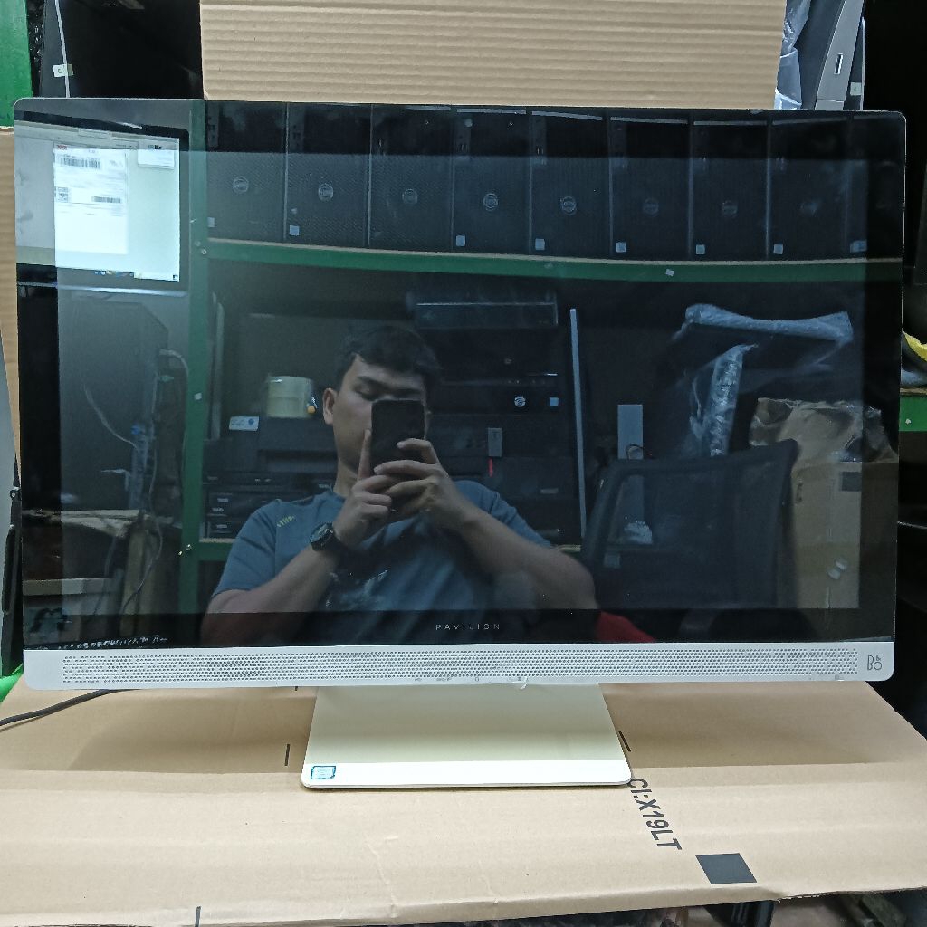 All in One HP Pavilion Core i7 7700T RAM 8GB HDD 2tb 27 Inch Touchscreen