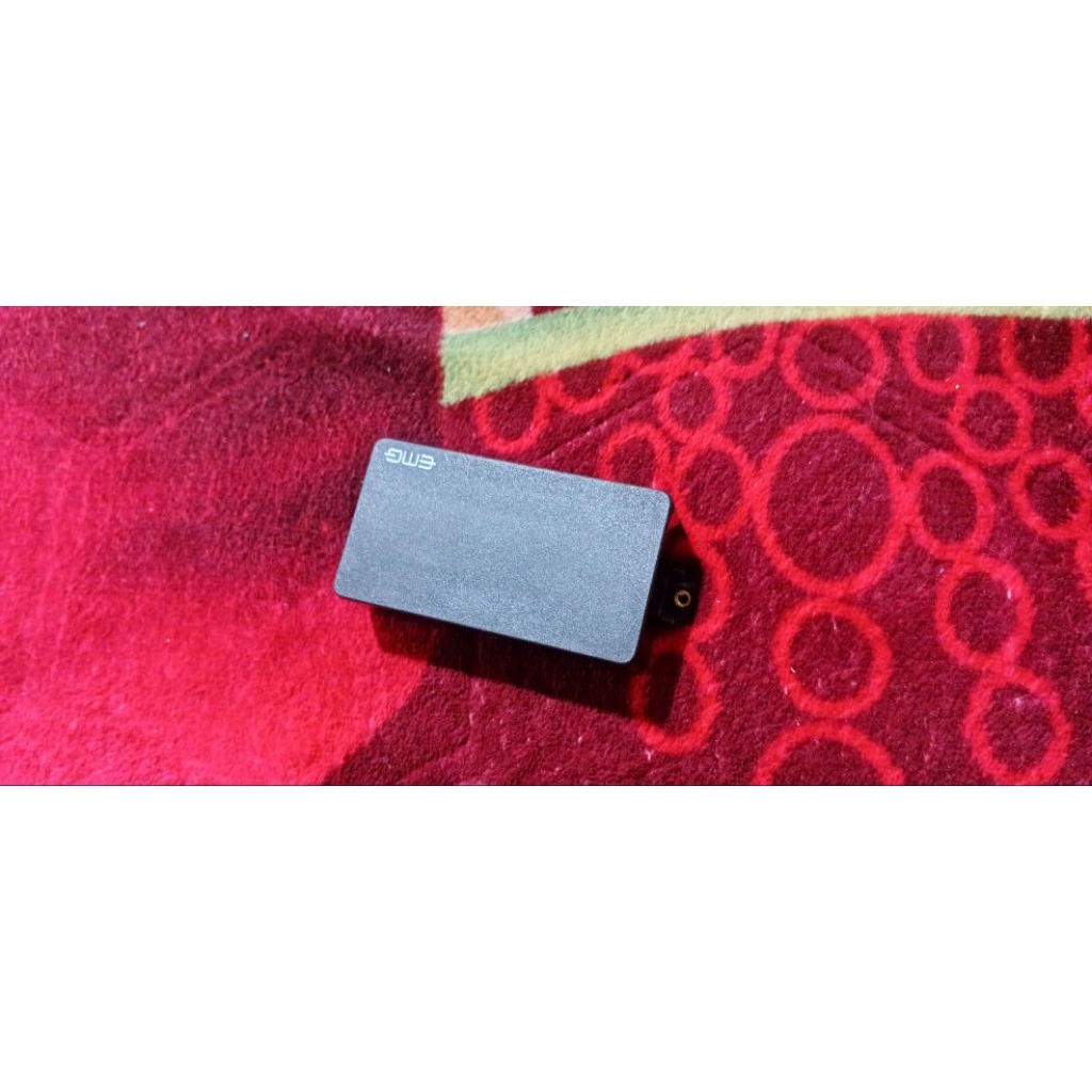 Pickup Emg 81
