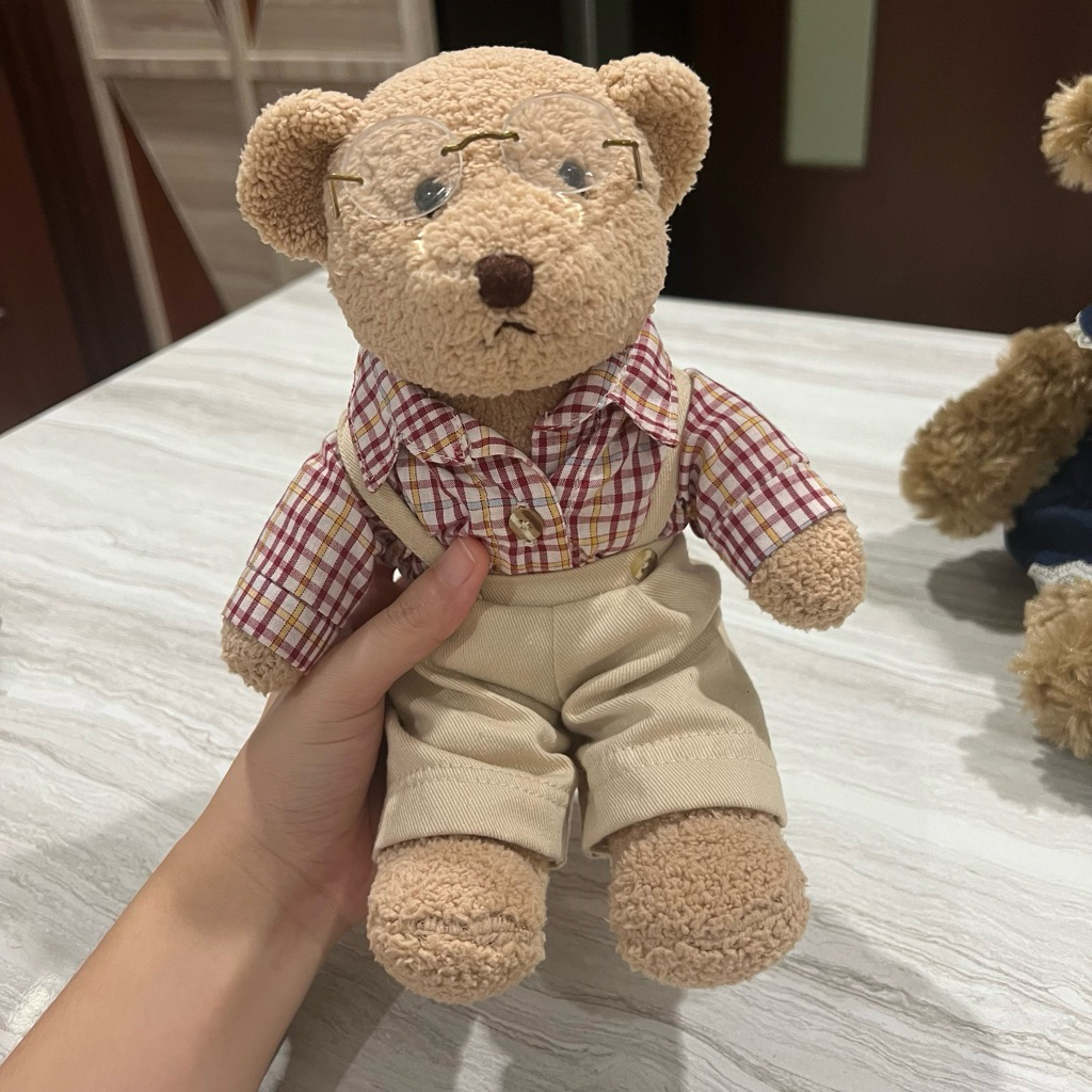 (NO CACAT) Boneka Teddy house official Preloved include baju kacamata cowok