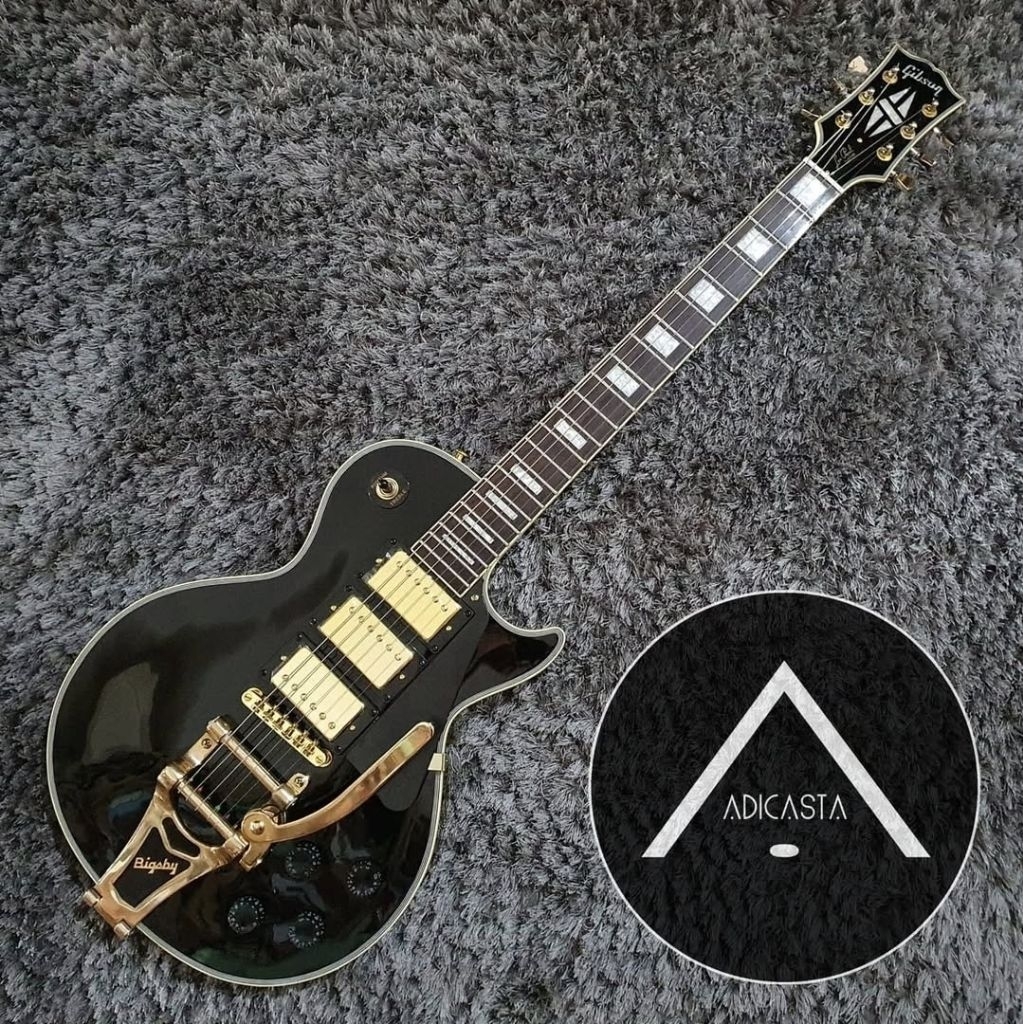Gibson Les Paul Black Beauty 3 Custom with Bisgby