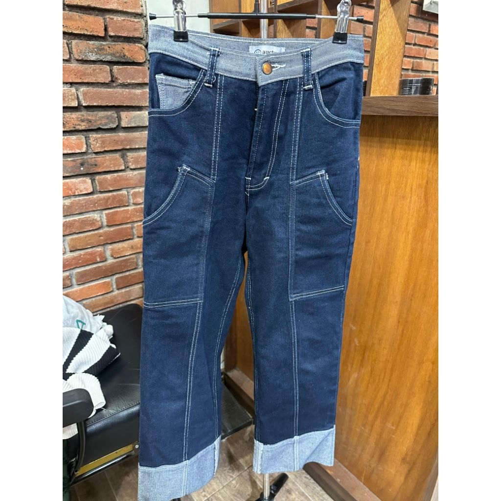 celana jeans auctus