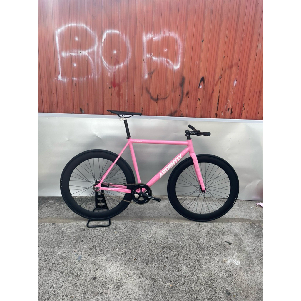 New Fullbike Sepeda Fixie Ardently Arena Lite Original Alloy Pink