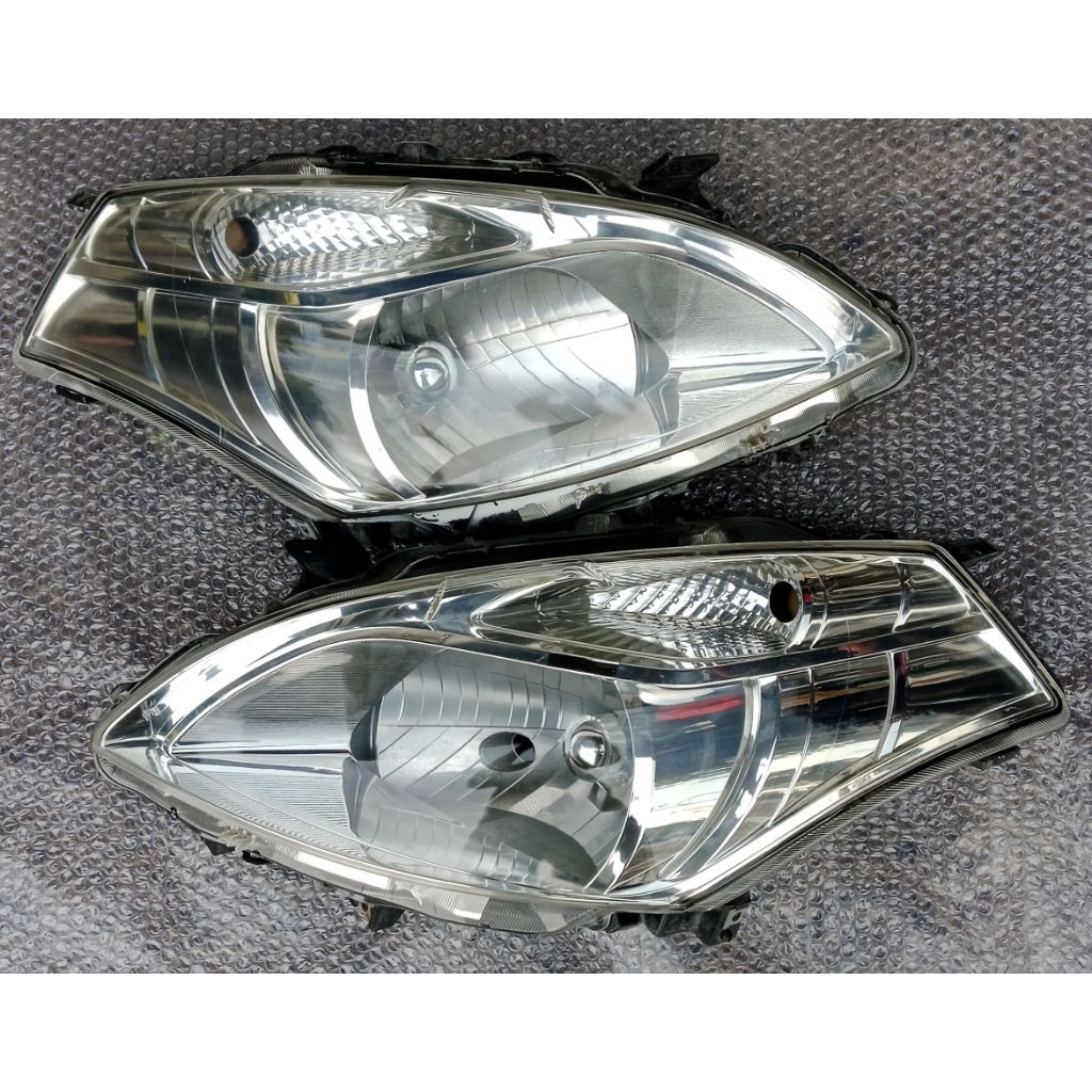 HEADLAMP ERTIGA 2014.