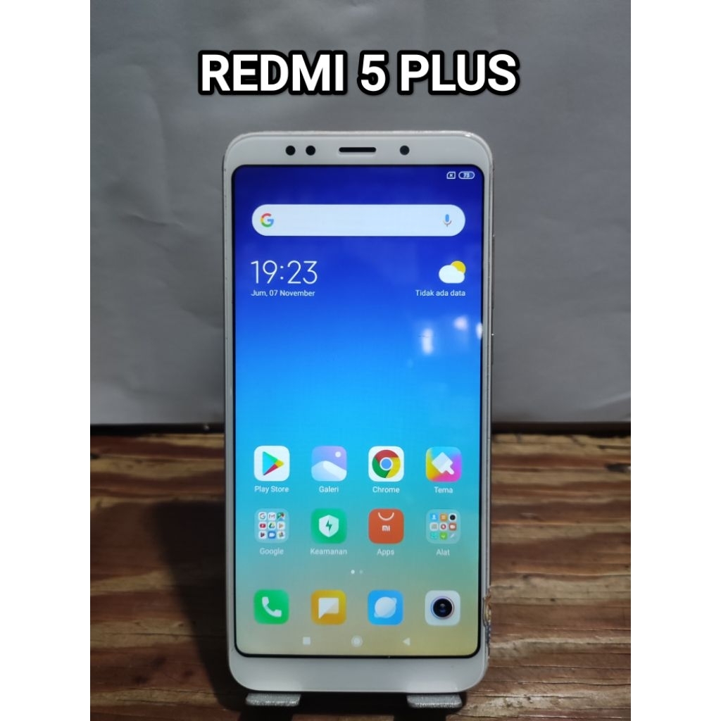XIAOMI REDMI 5 PLUS 3/32 GB DUAL SIM 4G LTE SECOND NORMAL SIAP PAKAI