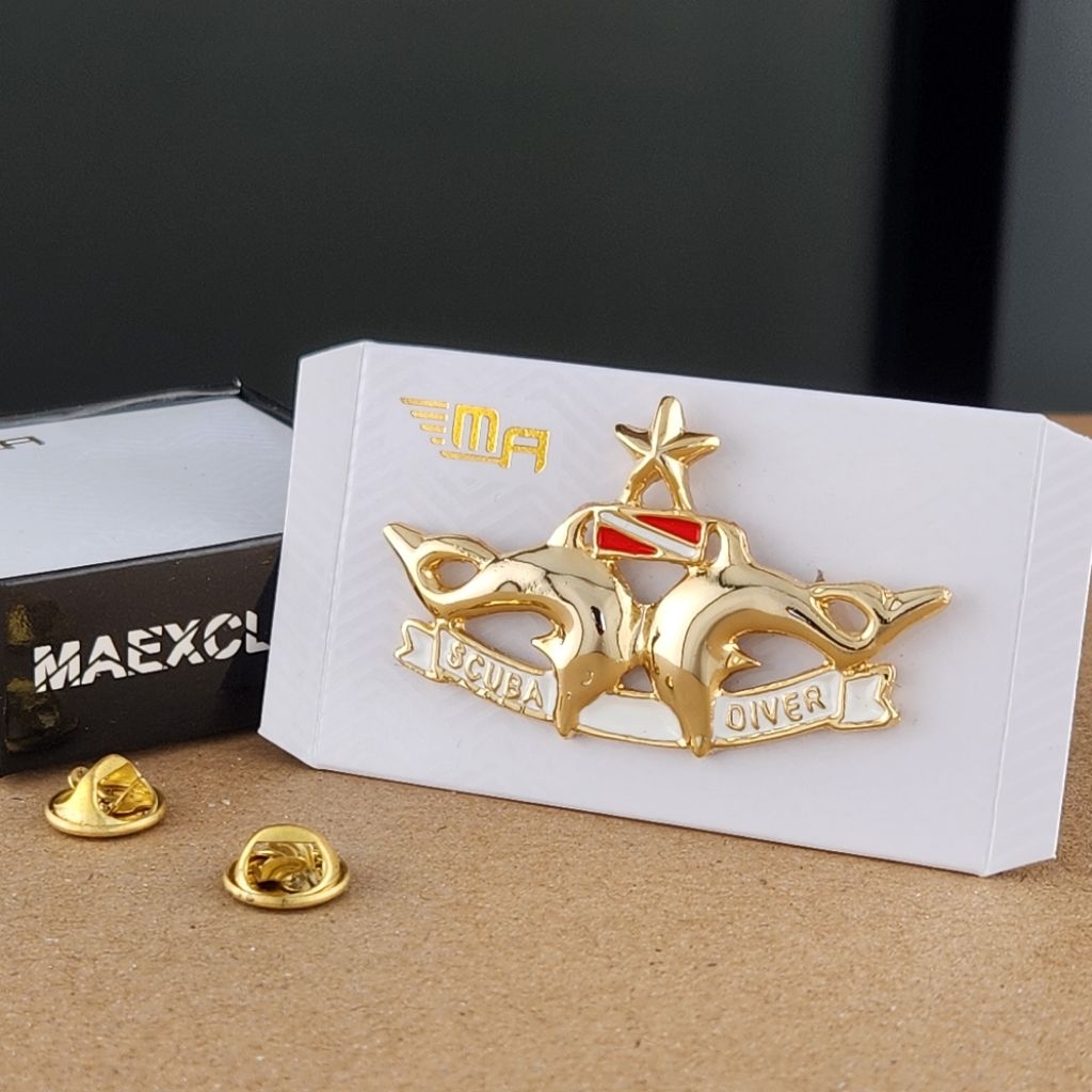 WING SCUBA DIVER PDH B RIVET BREVET PIN SCUBA DIVER