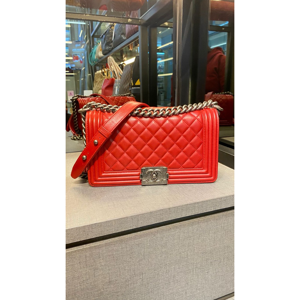 Chanel Boy Medium 25cm Calfskin Red RHW